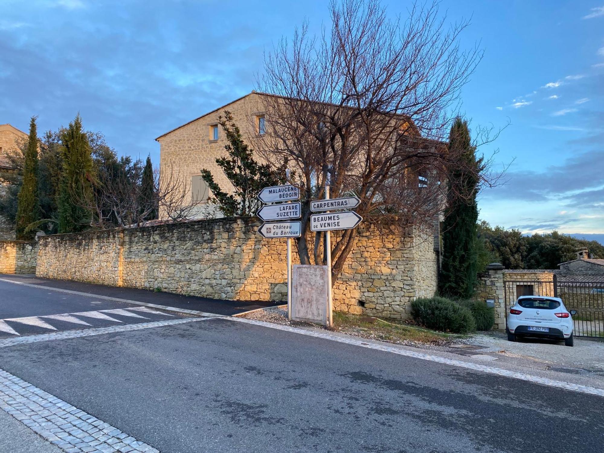 Les-Pepites-De-Badou Presentent La Graviere Le Barroux Buitenkant foto